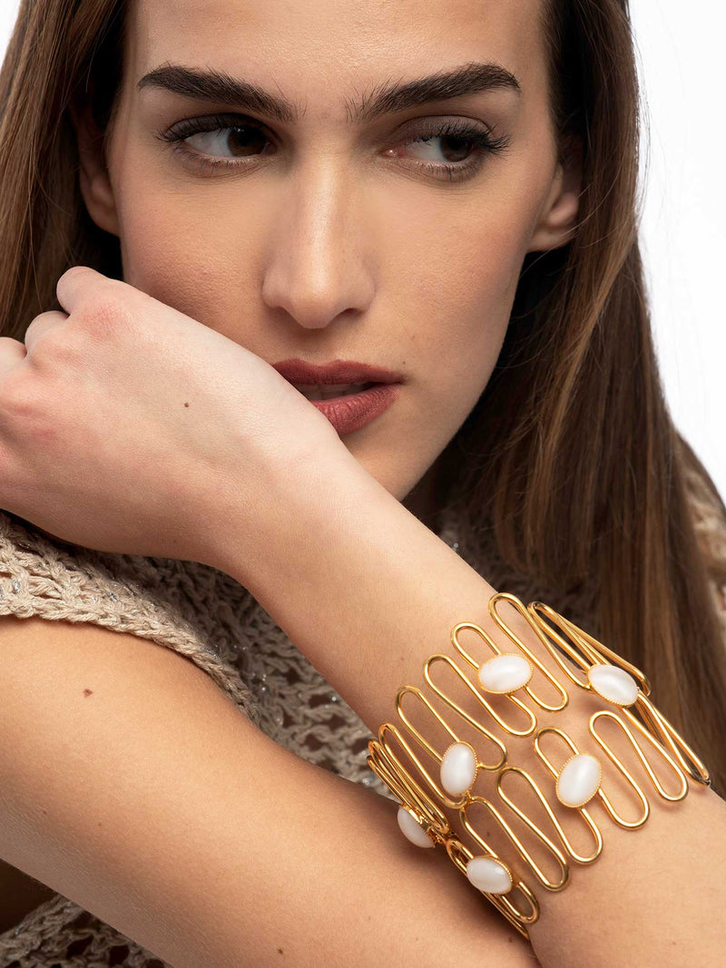 Cuff Bracelet Off-White Stones