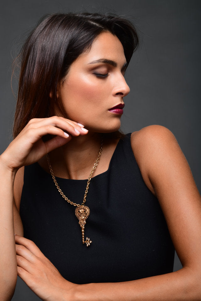 Pendant Necklace Key-Motif