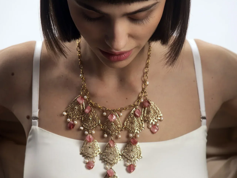 The Allure of Retro Jewels