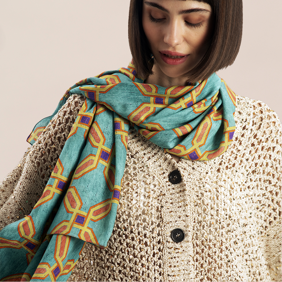 Women’s Scarf “Octagonal Gallery”