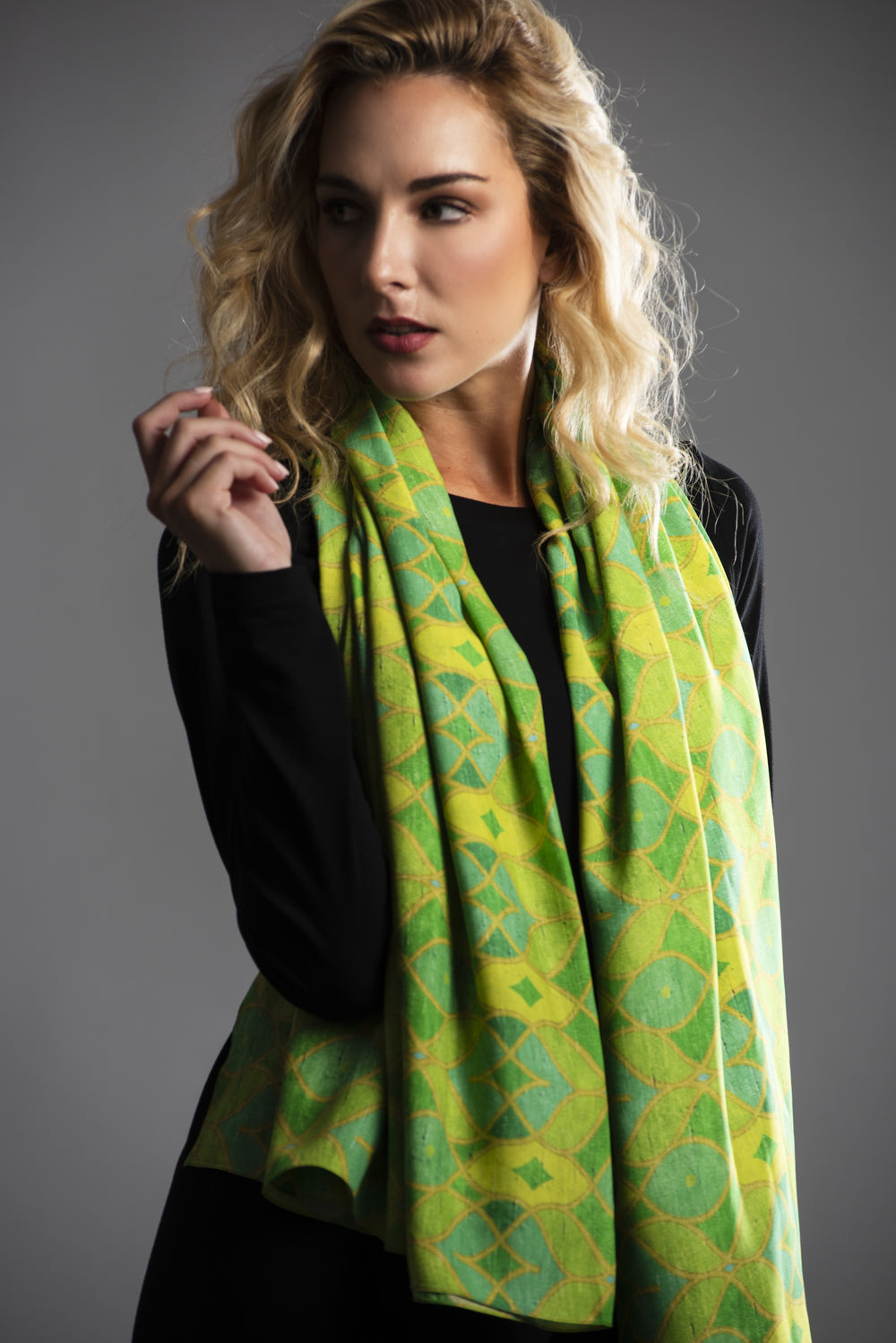 Women's Scarf "Duomo Cathedral" Green Yellow